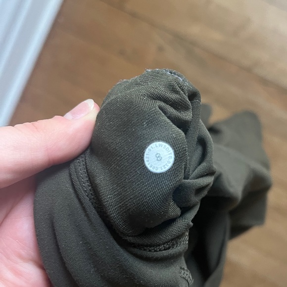 Lululemon leggings - Picture 4 of 4